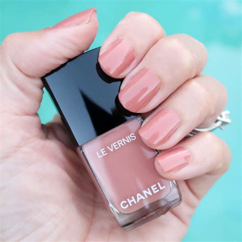 chanel fall winter 2022 nail polish|Chanel nail polish reviews 2022.